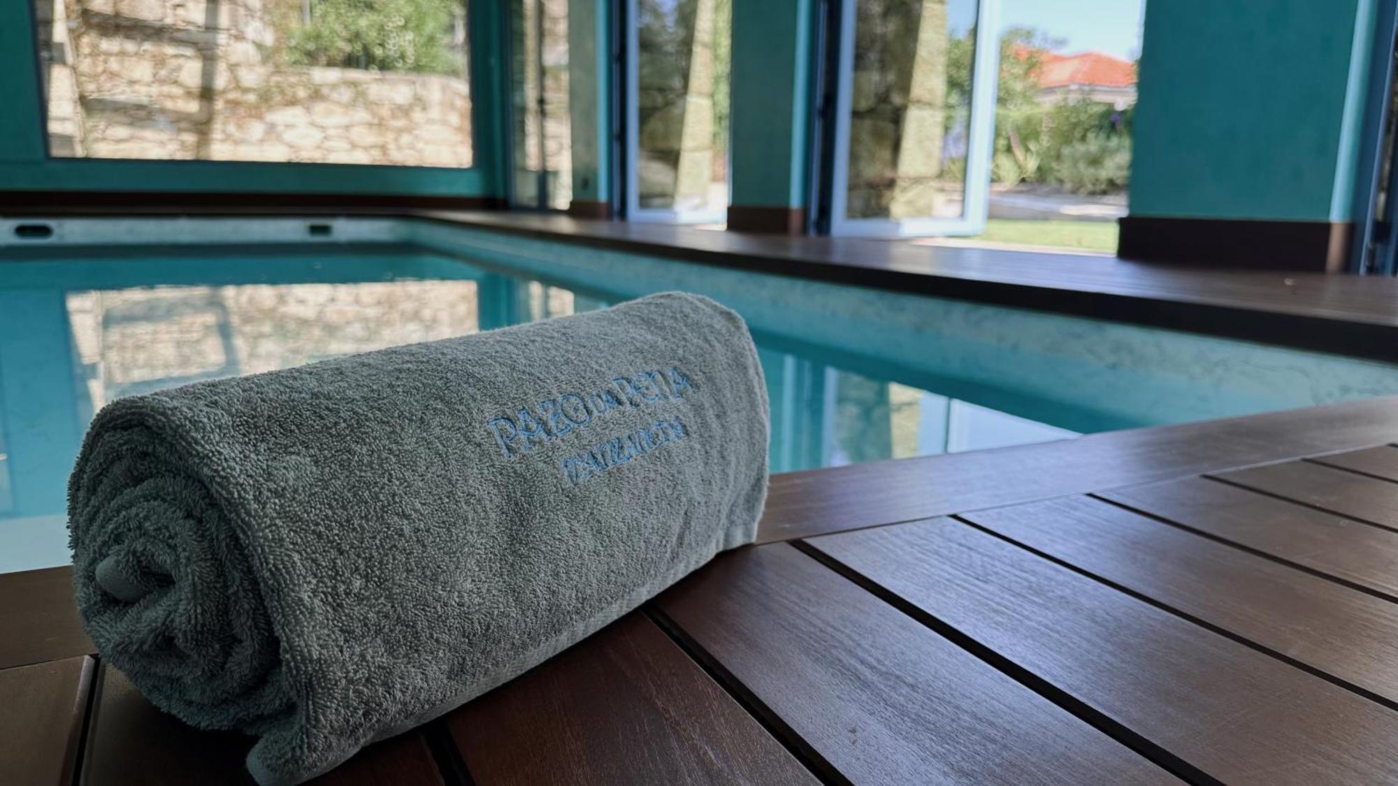 Pazo Da Pena Manzaneda Hotel ภายนอก รูปภาพ