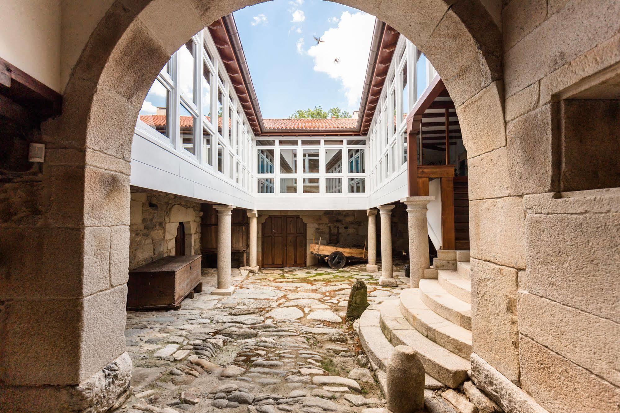 Pazo Da Pena Manzaneda Hotel ภายนอก รูปภาพ